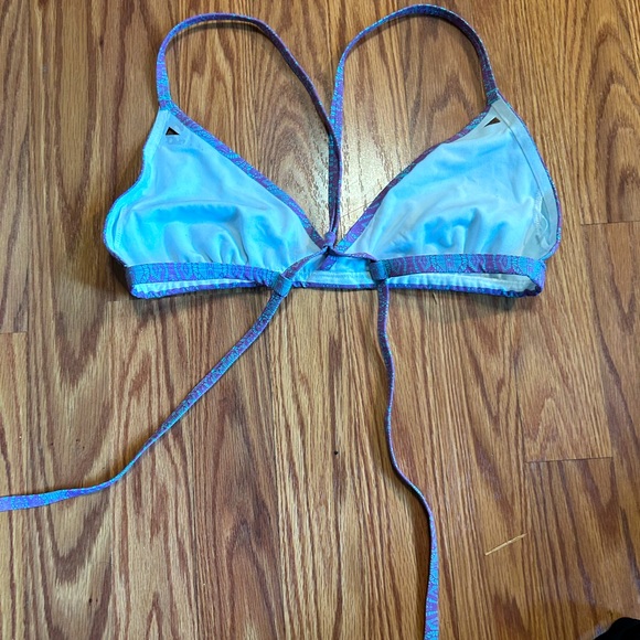 Under armor micro print bikini top - Picture 3 of 3